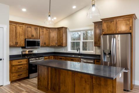 210 Woodlawn Circle Howard OH 43028