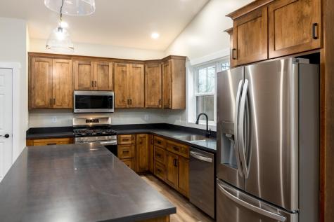 210 Woodlawn Circle Howard OH 43028