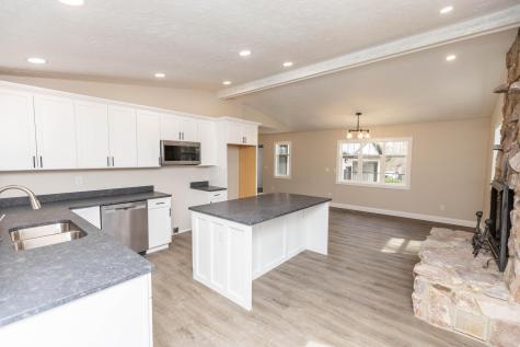 828 Terrace View Drive Howard OH 43028