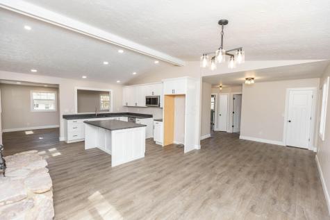 828 Terrace View Drive Howard OH 43028