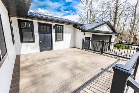 828 Terrace View Drive Howard OH 43028