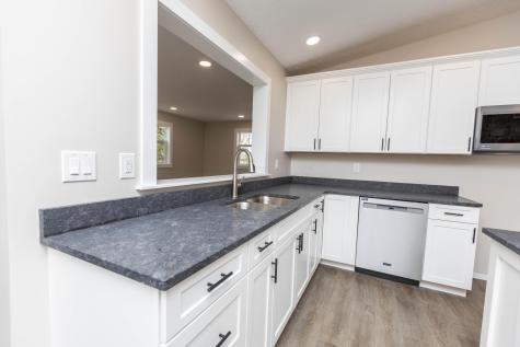 828 Terrace View Drive Howard OH 43028
