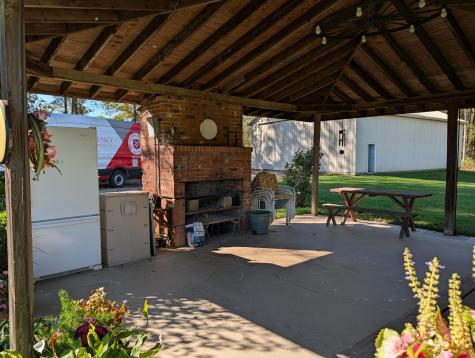 9933 Blue Road Mount Vernon OH 43050