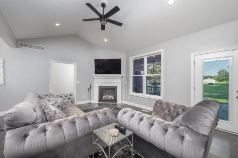 14460 Mckenzie Road Mount Vernon OH 43050