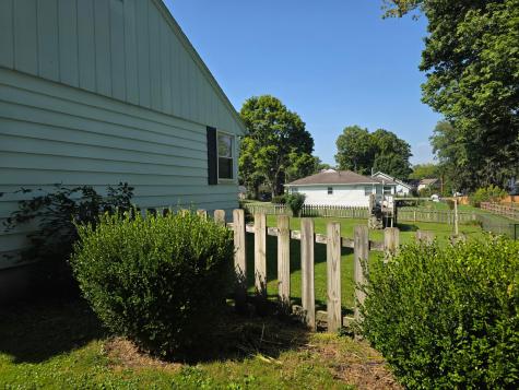 205 N Edgewood Road Mount Vernon OH 43050