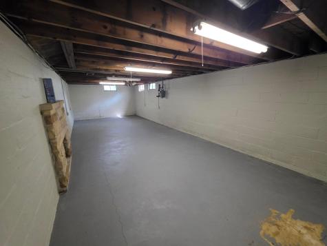 205 N Edgewood Road Mount Vernon OH 43050
