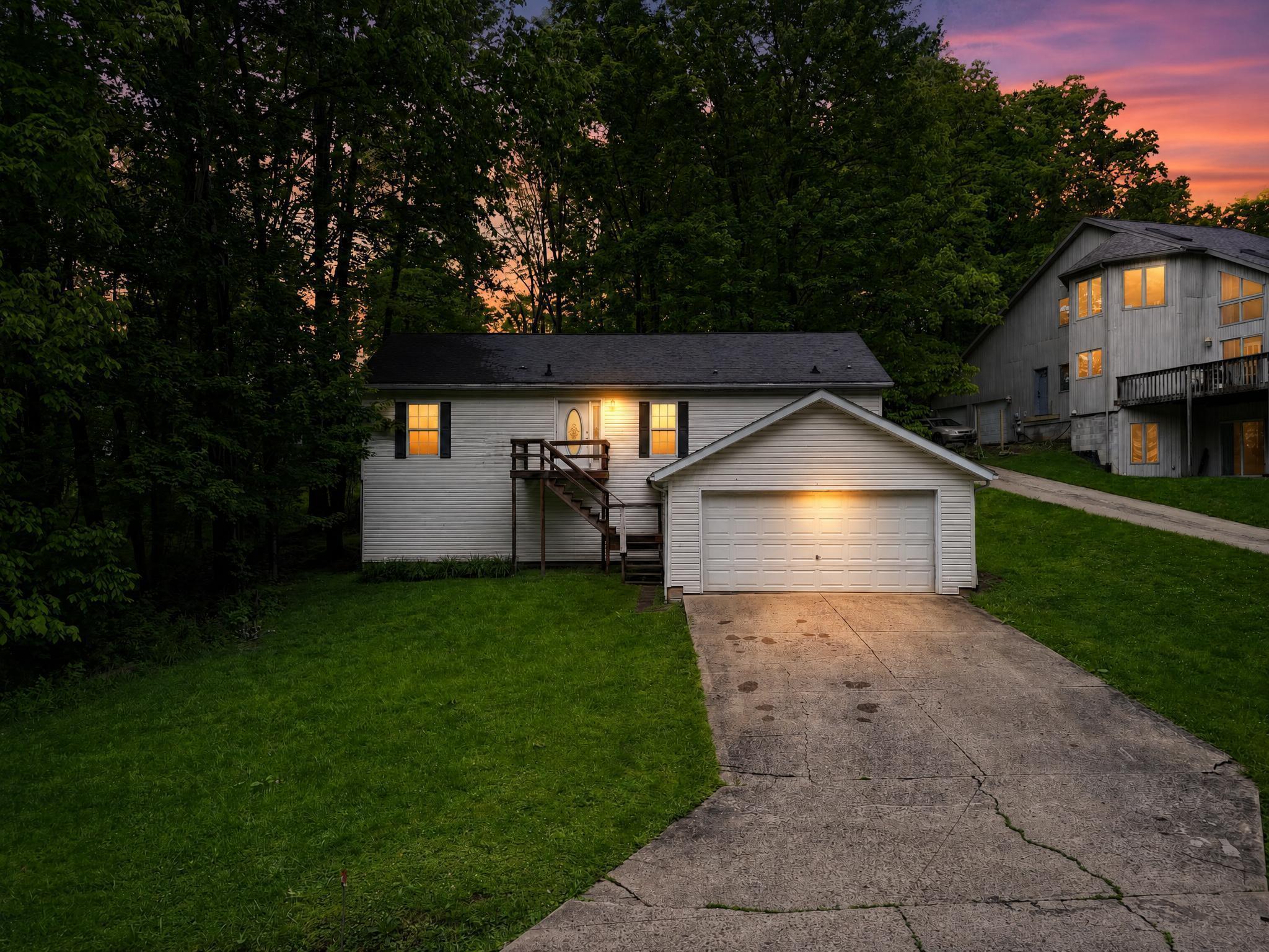 464 Grand Ridge Drive Howard OH 43028