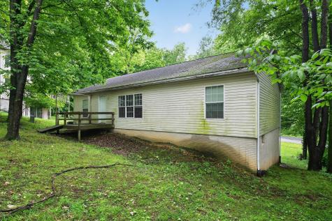 464 Grand Ridge Drive Howard OH 43028