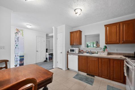 464 Grand Ridge Drive Howard OH 43028