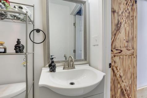 12632 Howard Danville Road Howard OH 43028