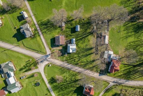 12632 Howard Danville Road Howard OH 43028