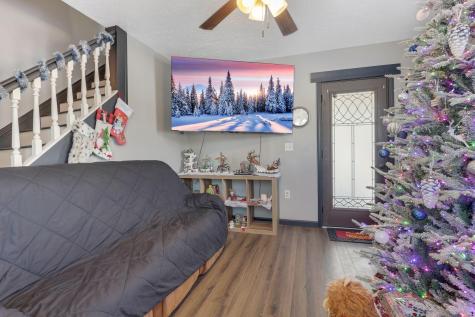 12632 Howard Danville Road Howard OH 43028