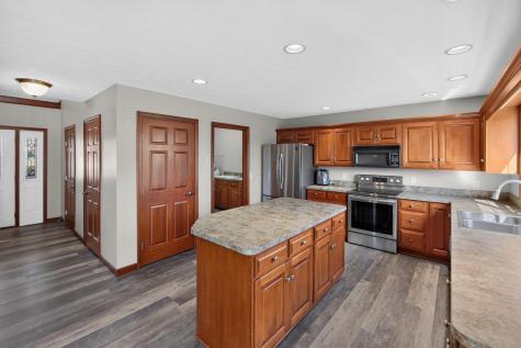 4 Compass Point Court Mount Vernon OH 43050