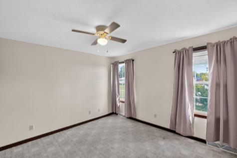 4 Compass Point Court Mount Vernon OH 43050