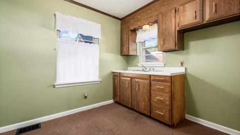 691 Jefferson Street Utica OH 43080