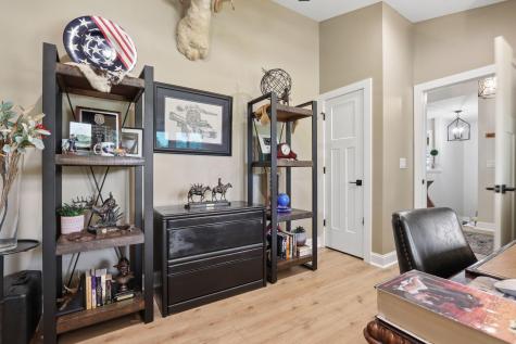 421 Mcintosh Drive Howard OH 43028