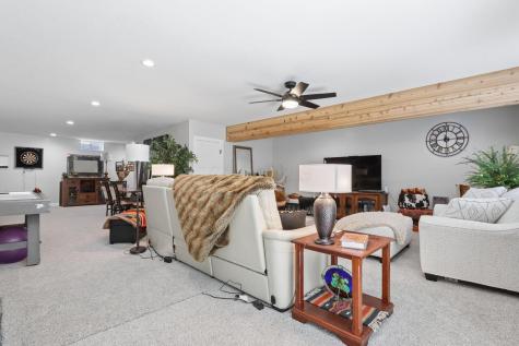 421 Mcintosh Drive Howard OH 43028