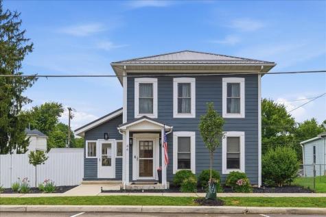44 S Hartford Avenue Centerburg OH 43011