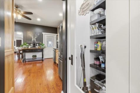 44 S Hartford Avenue Centerburg OH 43011