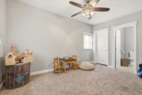 44 S Hartford Avenue Centerburg OH 43011