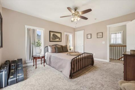 44 S Hartford Avenue Centerburg OH 43011