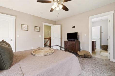 44 S Hartford Avenue Centerburg OH 43011