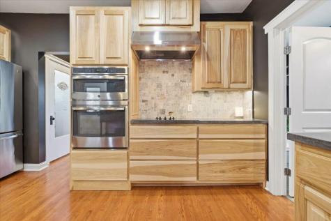 44 S Hartford Avenue Centerburg OH 43011