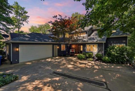 657 King Beach Drive Howard OH 43028
