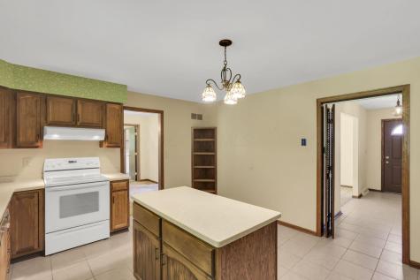 314 E Woodside Drive Gambier OH 43022