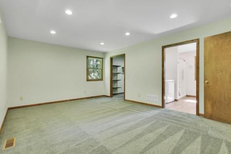 314 E Woodside Drive Gambier OH 43022