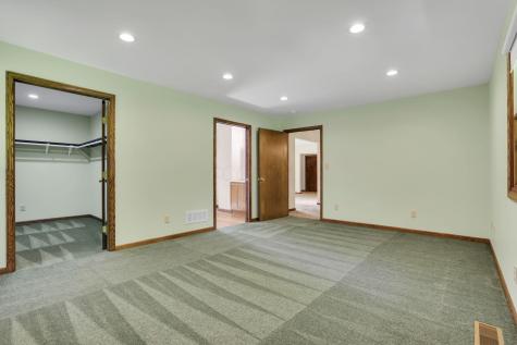 314 E Woodside Drive Gambier OH 43022