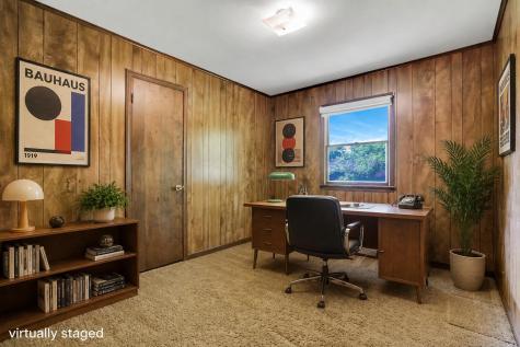 314 E Woodside Drive Gambier OH 43022