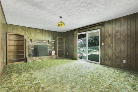 314 E Woodside Drive Gambier OH 43022
