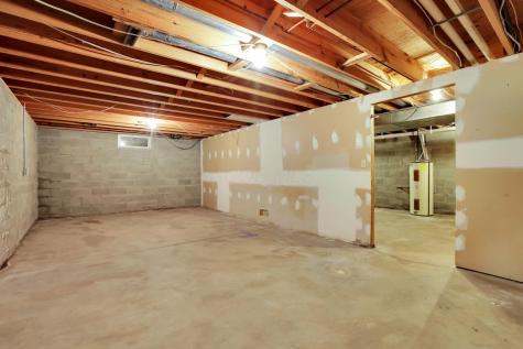314 E Woodside Drive Gambier OH 43022