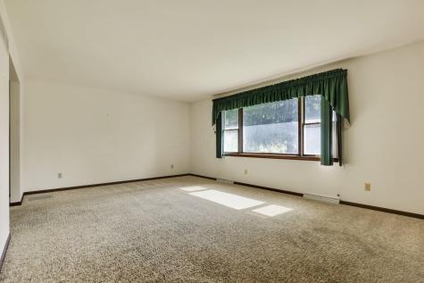 314 E Woodside Drive Gambier OH 43022