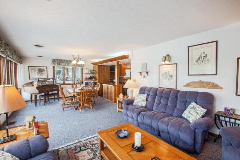 409 Lakeview Heights Drive Howard OH 43028