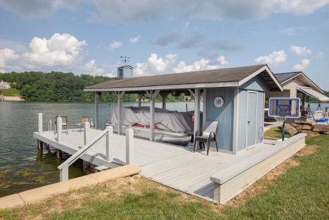 409 Lakeview Heights Drive Howard OH 43028