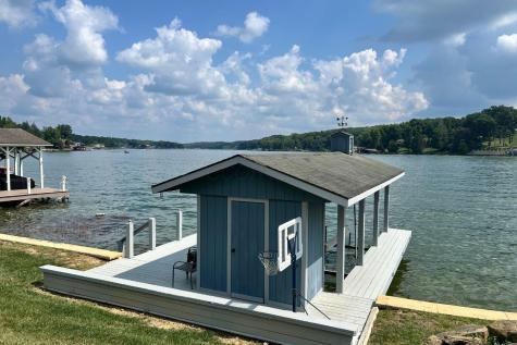 409 Lakeview Heights Drive Howard OH 43028