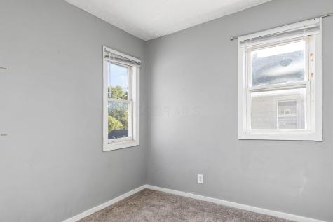 49 Columbus Road Mount Vernon OH 43050