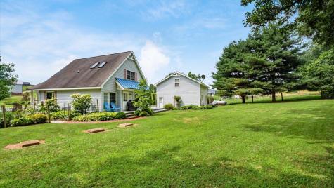 15745 Lower Fredericktown Amity Road Fredericktown OH 43019