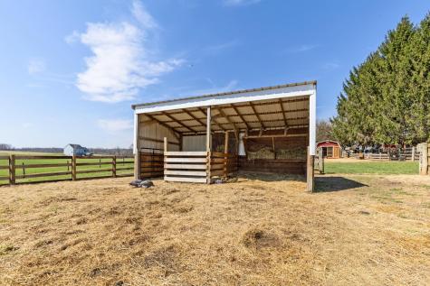 3020 Township Road 190 Fredericktown OH 43019