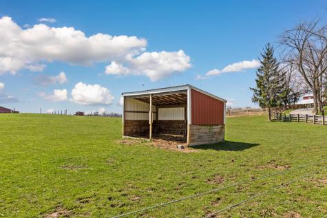 3020 Township Road 190 Fredericktown OH 43019