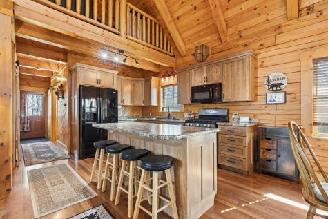 3020 Township Road 190 Fredericktown OH 43019