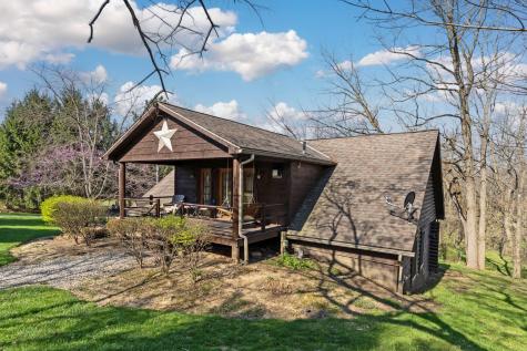 3020 Township Road 190 Fredericktown OH 43019