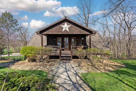 3020 Township Road 190 Fredericktown OH 43019