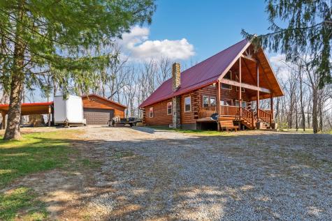 3020 Township Road 190 Fredericktown OH 43019