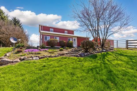 3020 Township Road 190 Fredericktown OH 43019