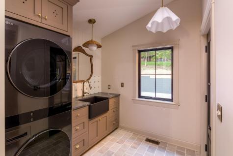 399 Valleyridge Drive Howard OH 43028