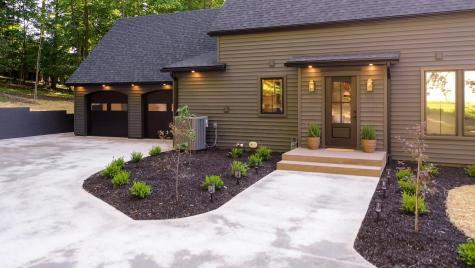 399 Valleyridge Drive Howard OH 43028