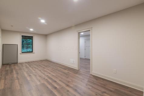 399 Valleyridge Drive Howard OH 43028